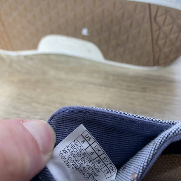 TOMS PASEO CHAMBRAY POLKA DOT SIZE 8 - Picture 6 of 7